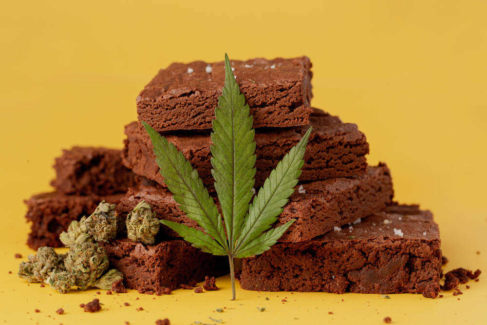 cannabis brownies with marijuana leaf